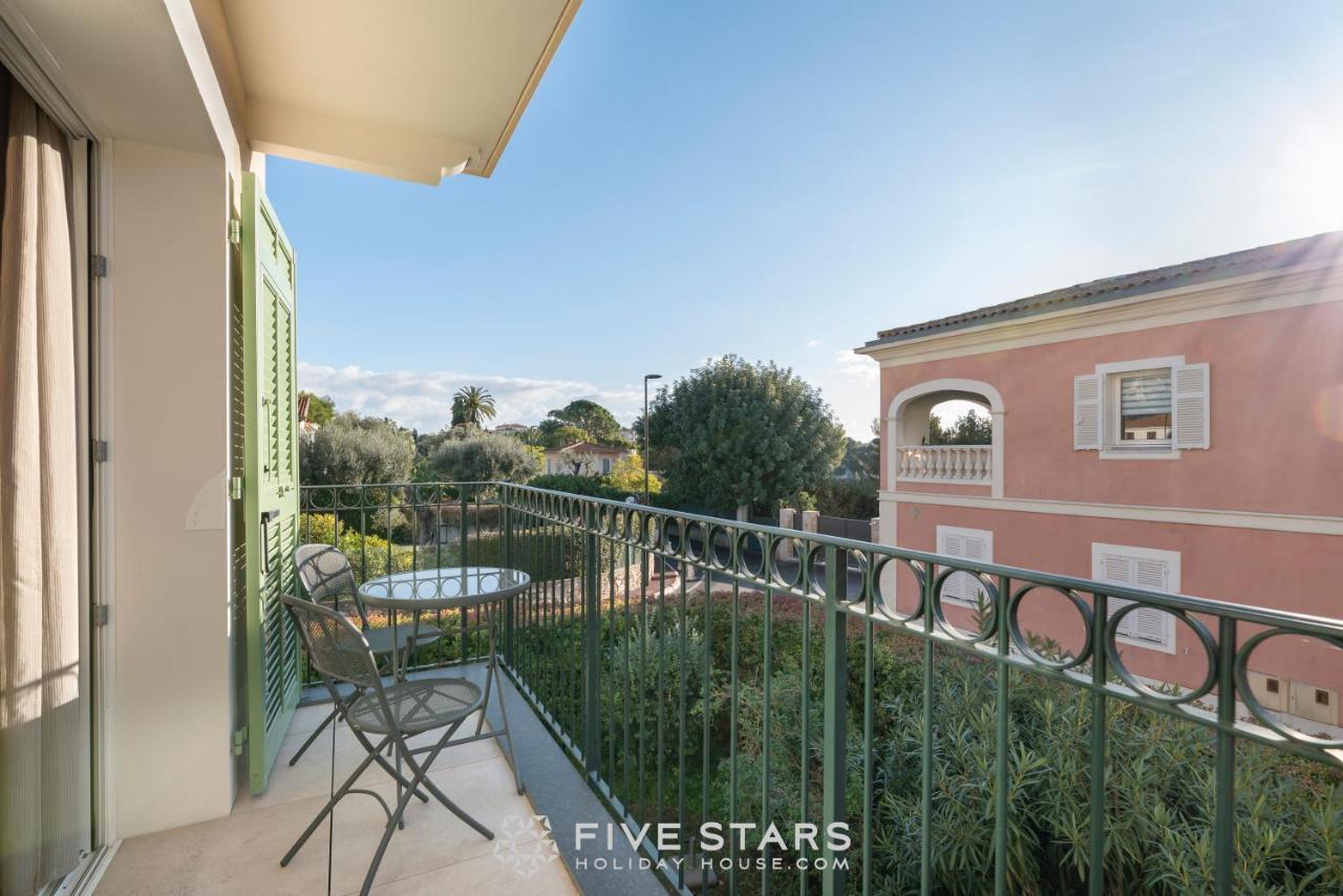 Villa Artemys - Five Stars Holiday House 费拉角圣让 外观 照片
