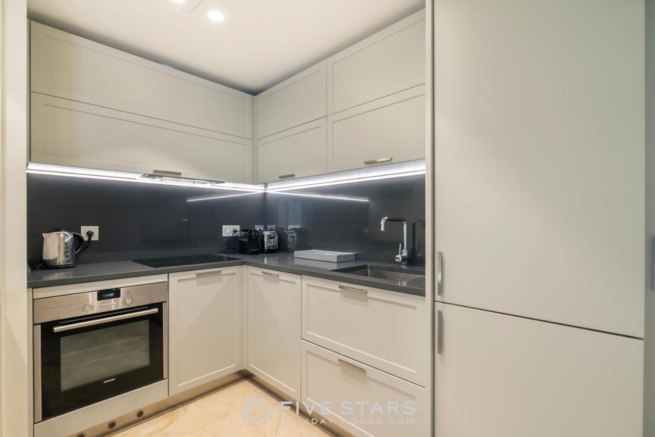 Villa Artemys - Five Stars Holiday House 费拉角圣让 外观 照片