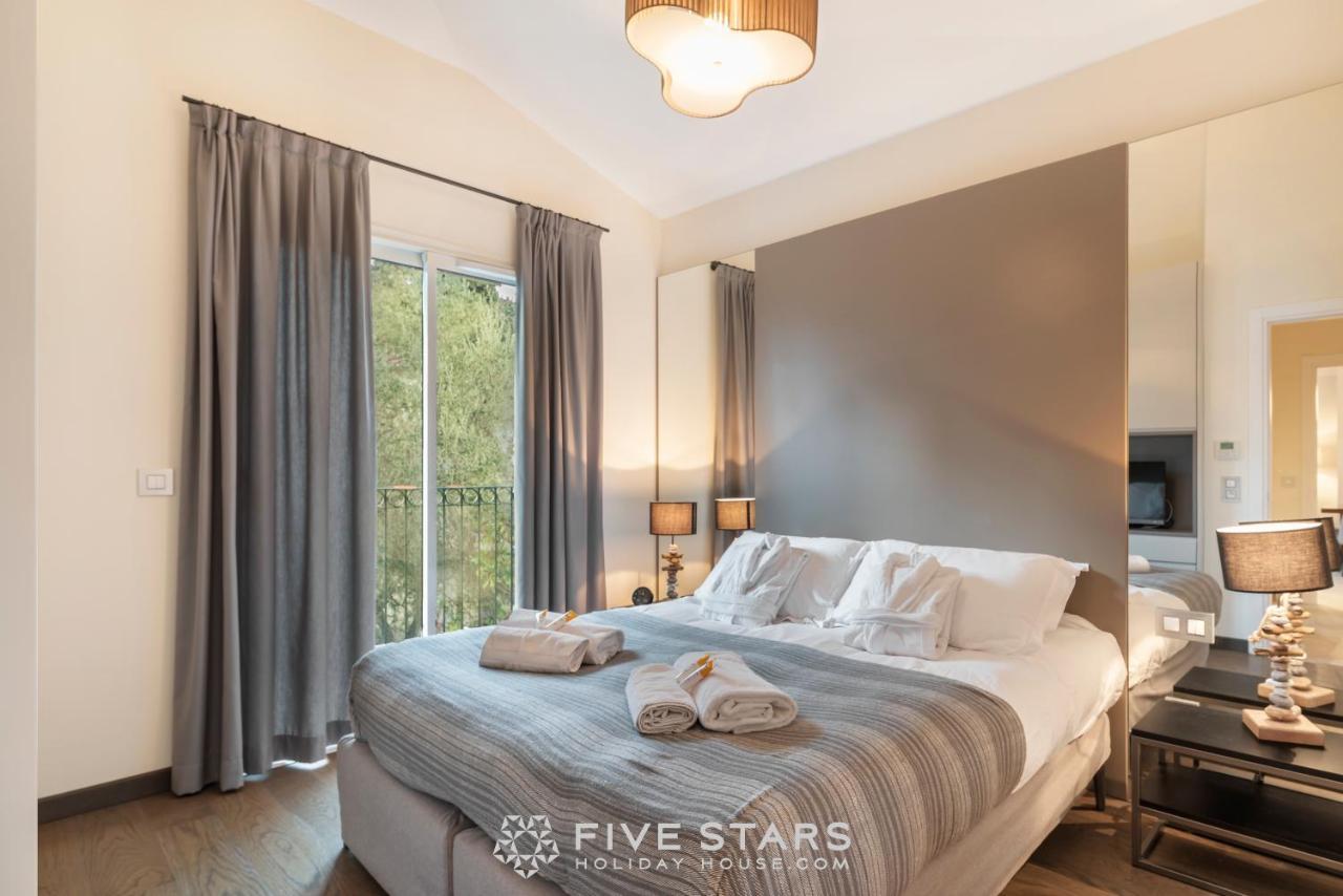Villa Artemys - Five Stars Holiday House 费拉角圣让 外观 照片