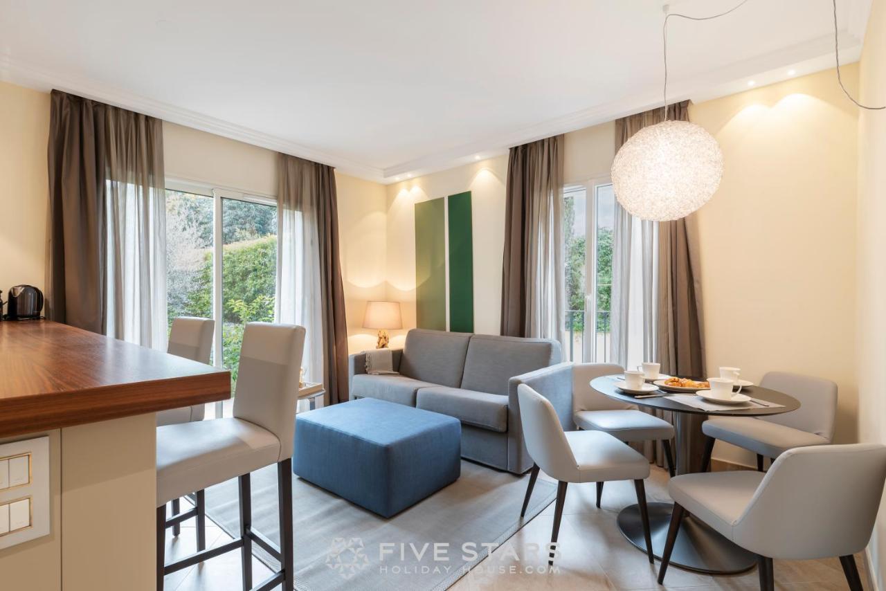 Villa Artemys - Five Stars Holiday House 费拉角圣让 外观 照片