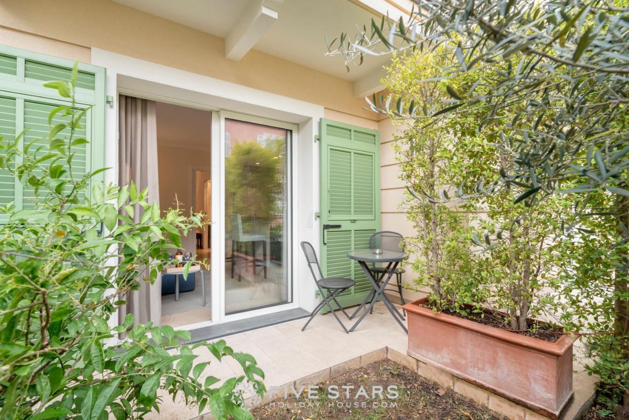 Villa Artemys - Five Stars Holiday House 费拉角圣让 外观 照片