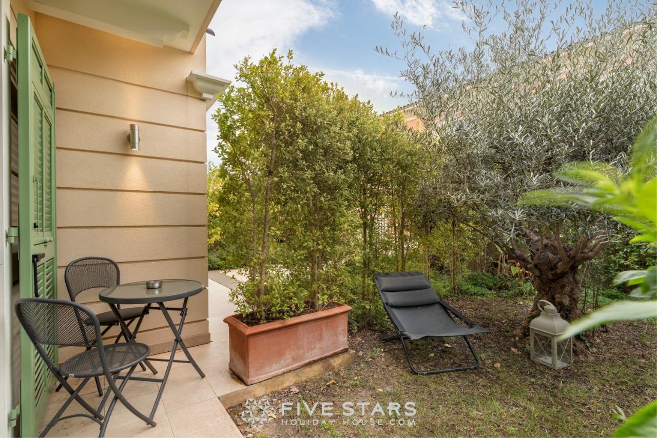 Villa Artemys - Five Stars Holiday House 费拉角圣让 外观 照片