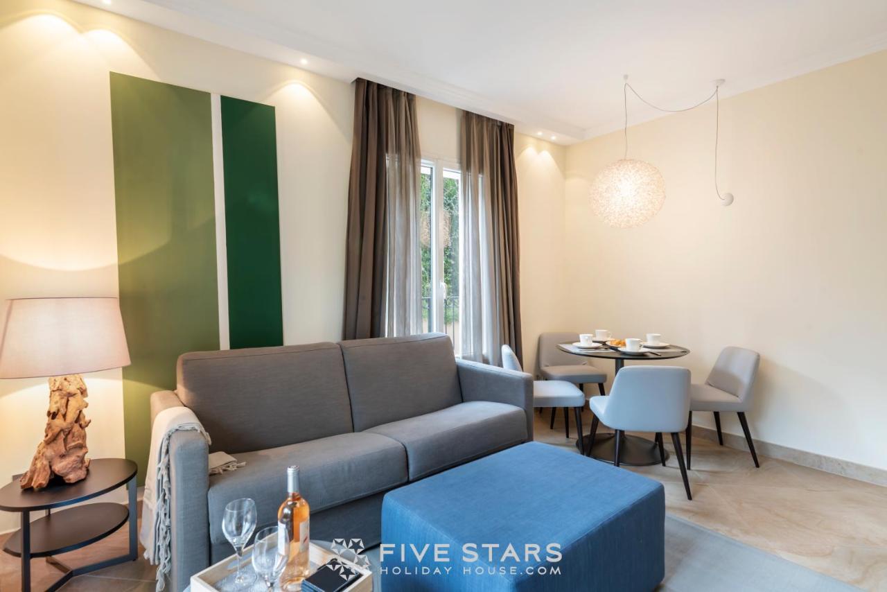 Villa Artemys - Five Stars Holiday House 费拉角圣让 外观 照片