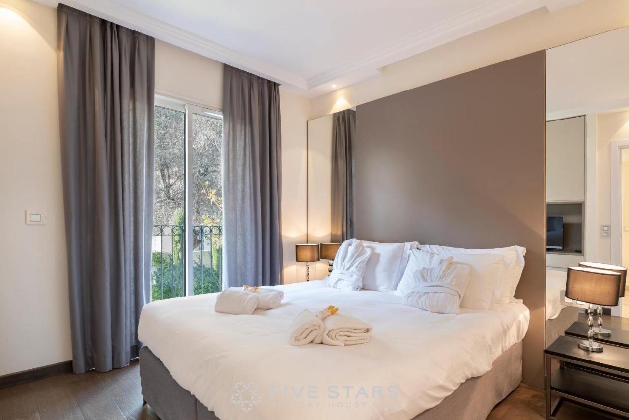 Villa Artemys - Five Stars Holiday House 费拉角圣让 外观 照片