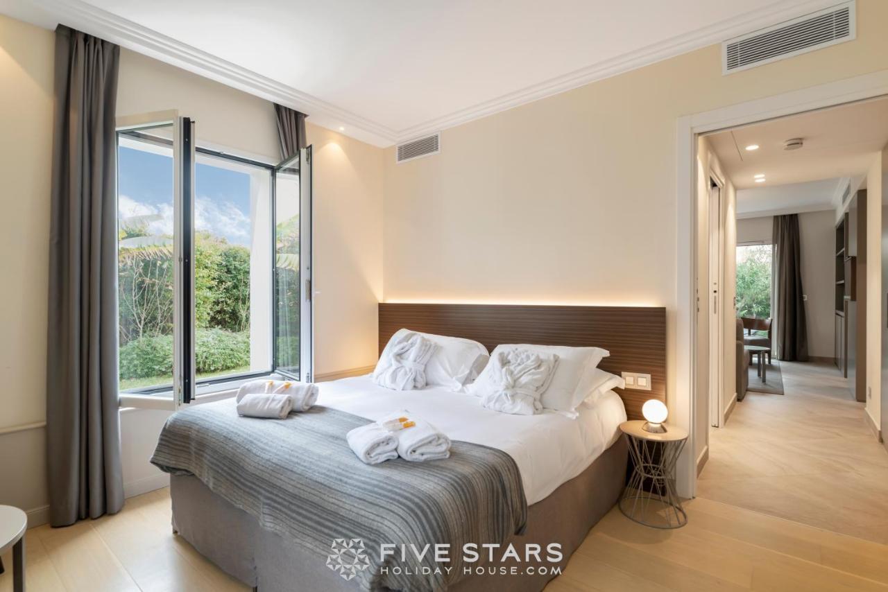Villa Artemys - Five Stars Holiday House 费拉角圣让 外观 照片